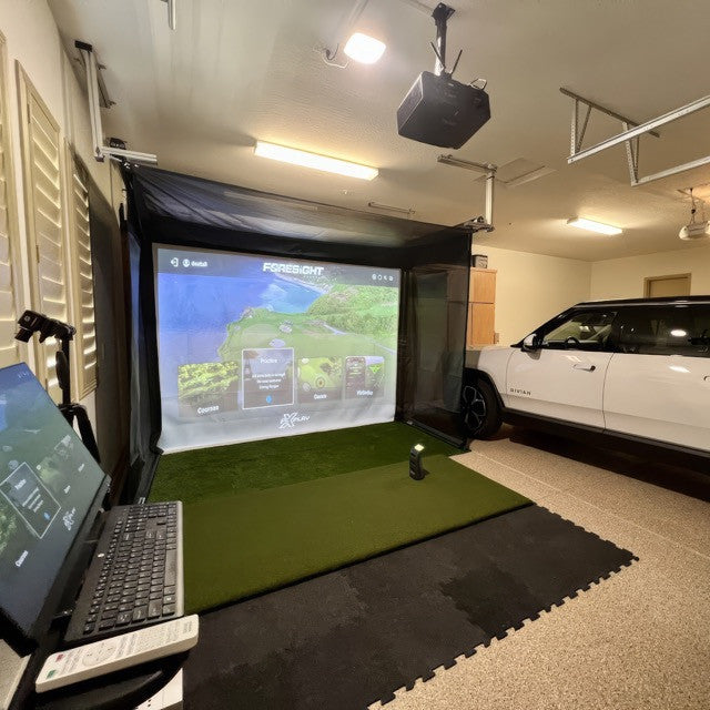 Vanish 13 Retractable Golf Simulator Studio 3.7 x 3 x 1.5 m Remote Control