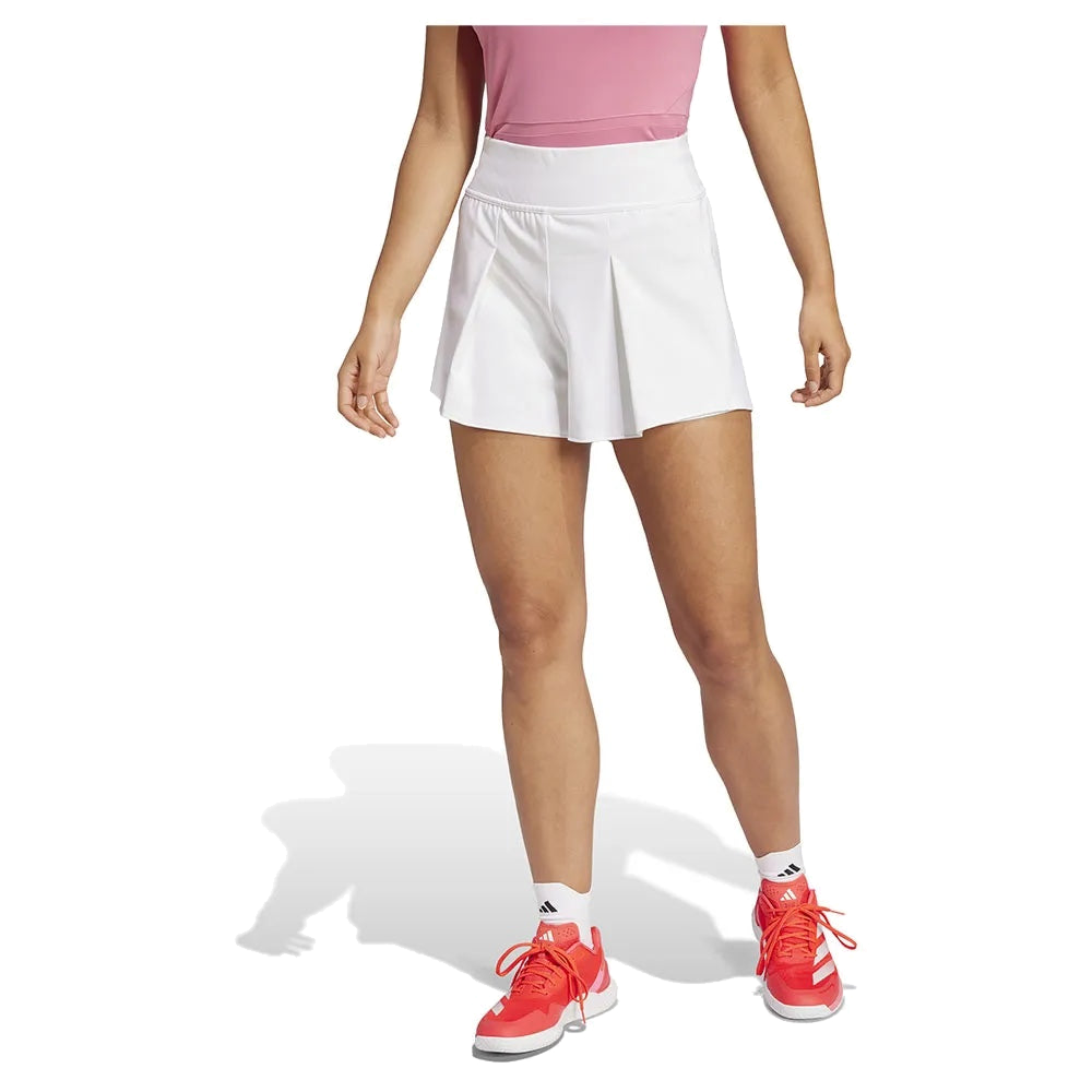 Match corto da donna bianco