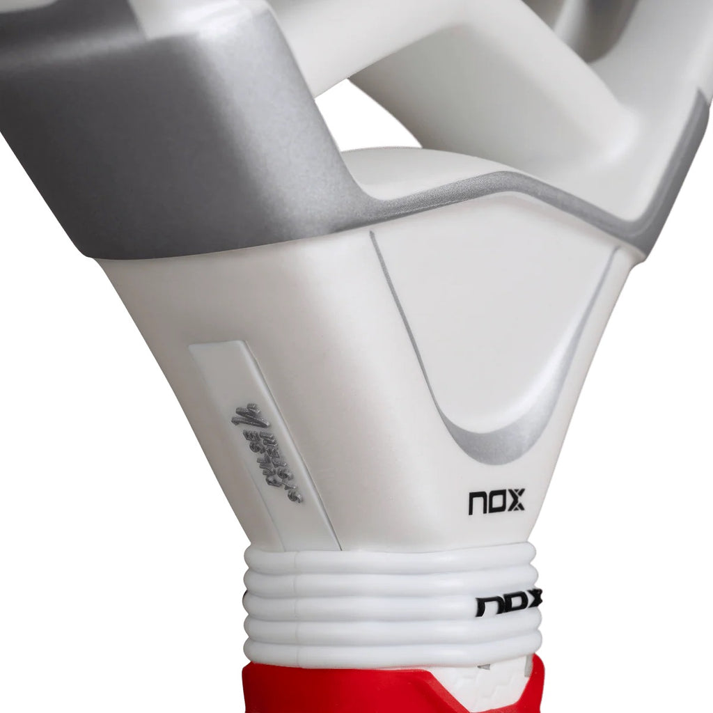 AT10 GENIUS ATTACK 12K ALUM XTREM 2026 by Agustin Tapia Padel Racket